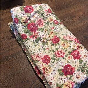 Ralph Lauren Constance pattern comforter VINTAGE FOR QUEEN OR FULL BED